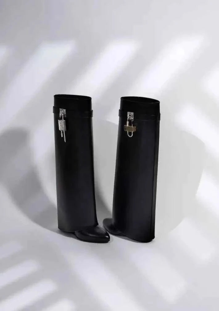 Women’s Knee High Pointed Toe Boots