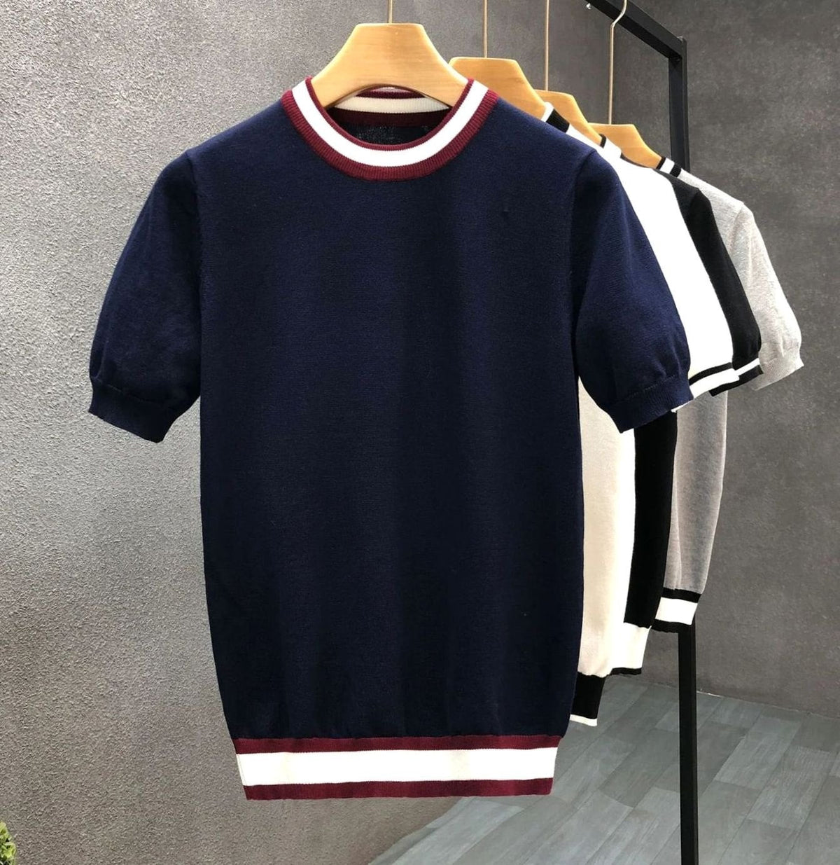 Men's Contrast Stripe Crewneck Short-Sleeve Knit Top