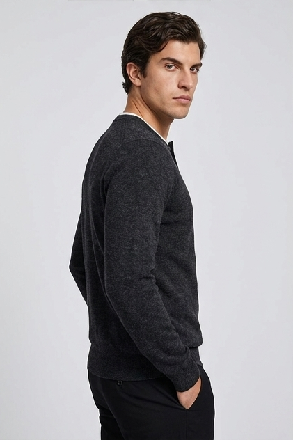 Men's Faux Two Piece Crew Neck Knitted Jumper