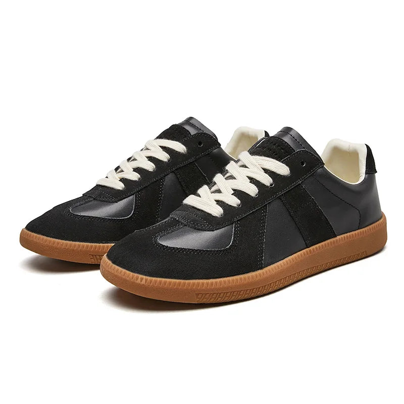Men's Retro Low Top Lace Up Sneakers