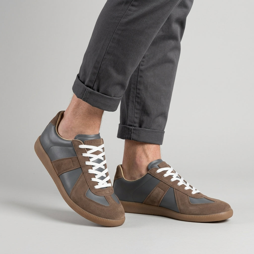 Men's Retro Low Top Lace Up Sneakers