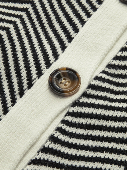 Women's Chevron Contrast Button-Up Cardigan