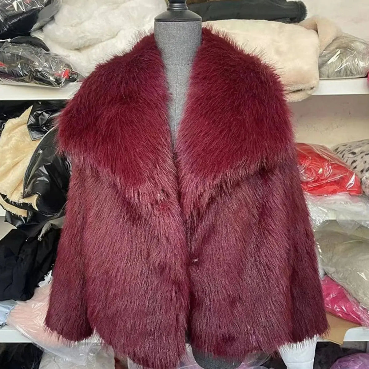 Women's Cropped Faux Fur Jacket