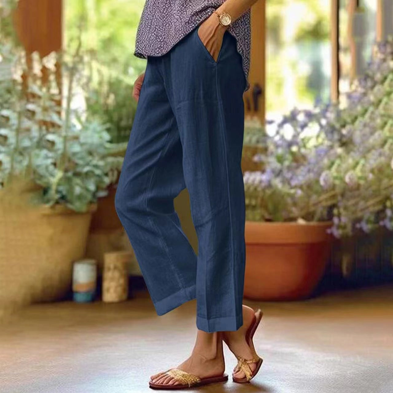Women's Cropped Straight Leg Linen Trousers