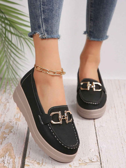 Women's Elegant Buckle Detail Loafers