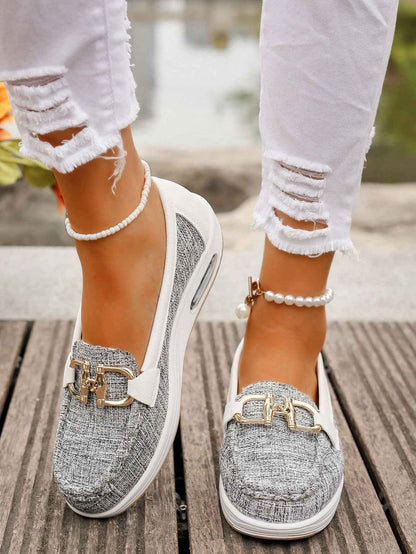 Women's Elegant Buckle Detail Loafers