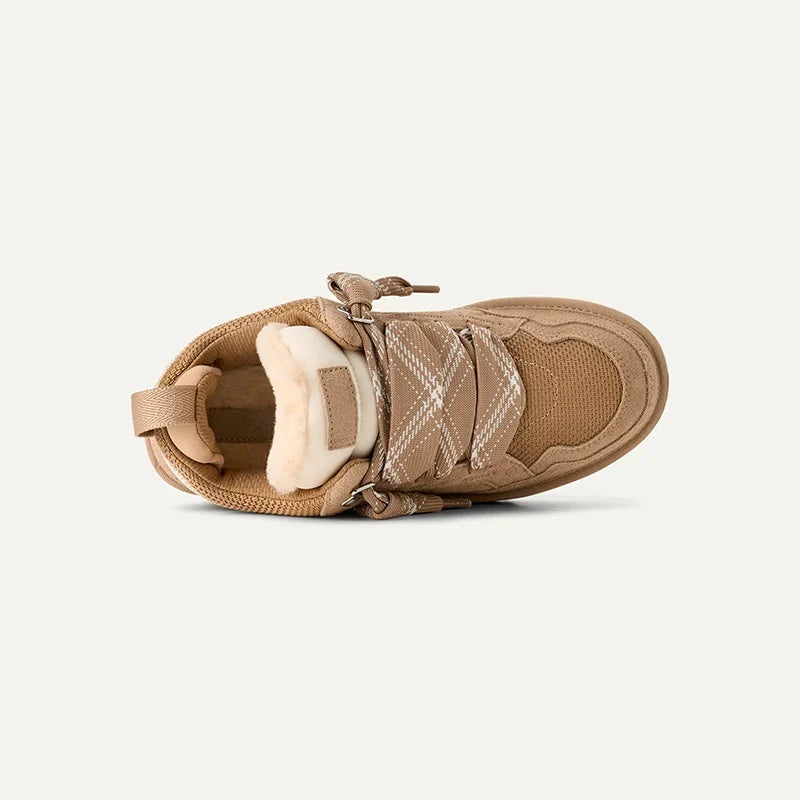 Women's faux suede platform winter trainers sole detail