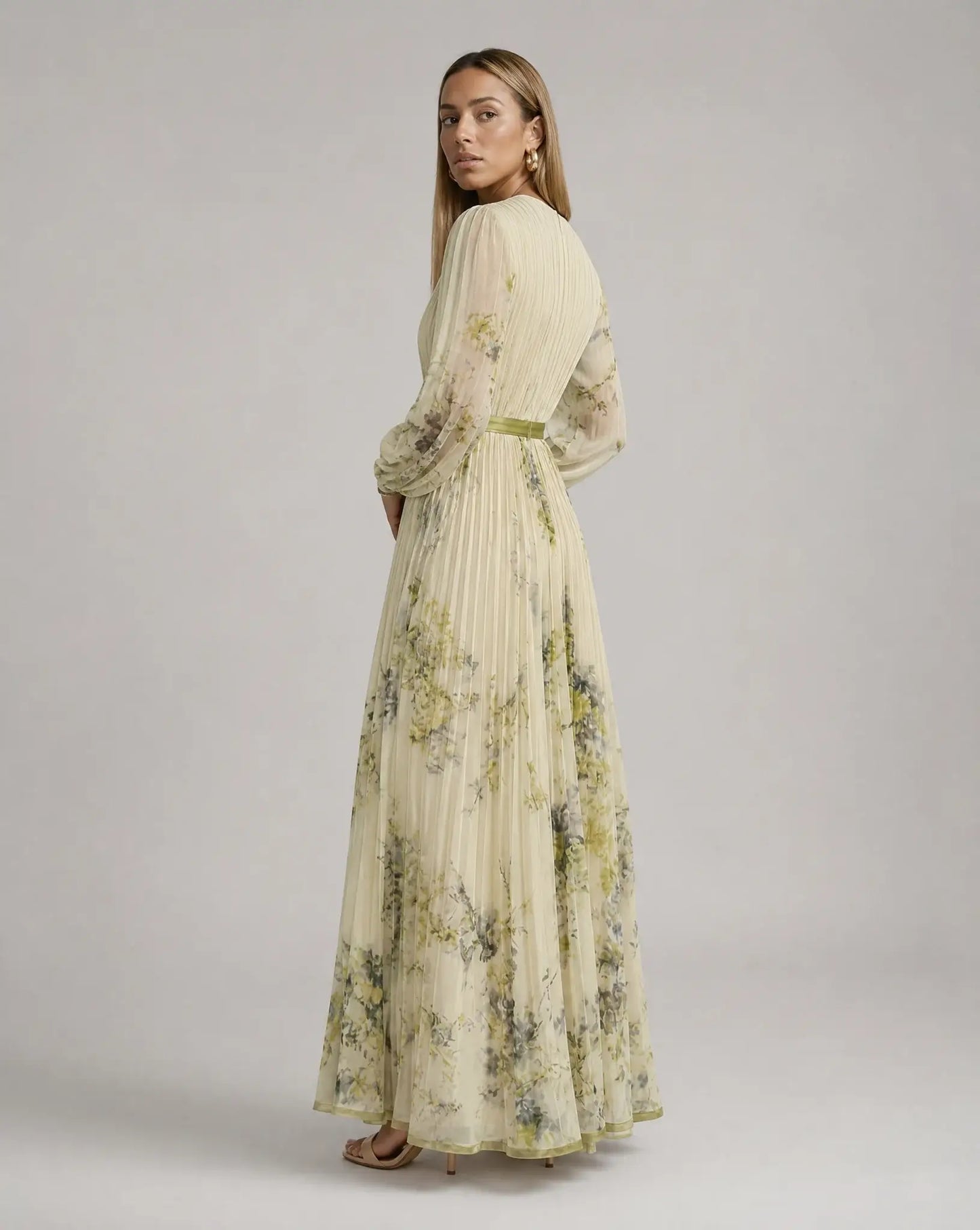 Women’s Floral V Neck Pleated Maxi Dress