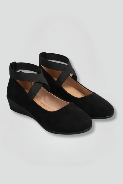 Women's Orthopaedic Flat Shoes with Slip-On Design for Everyday Wear