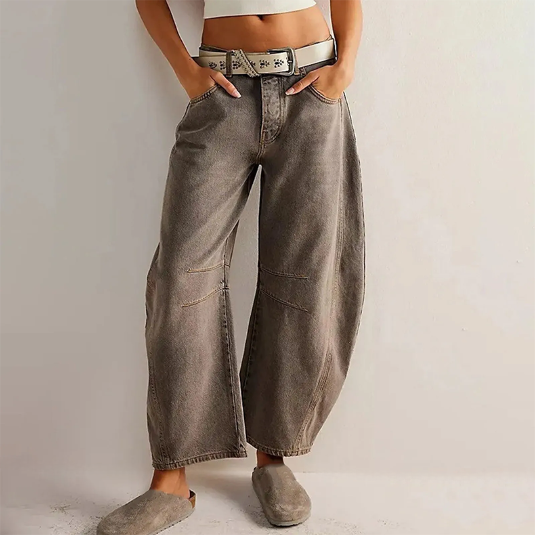 Women's Relaxed Barrel Leg Mid Rise Jeans