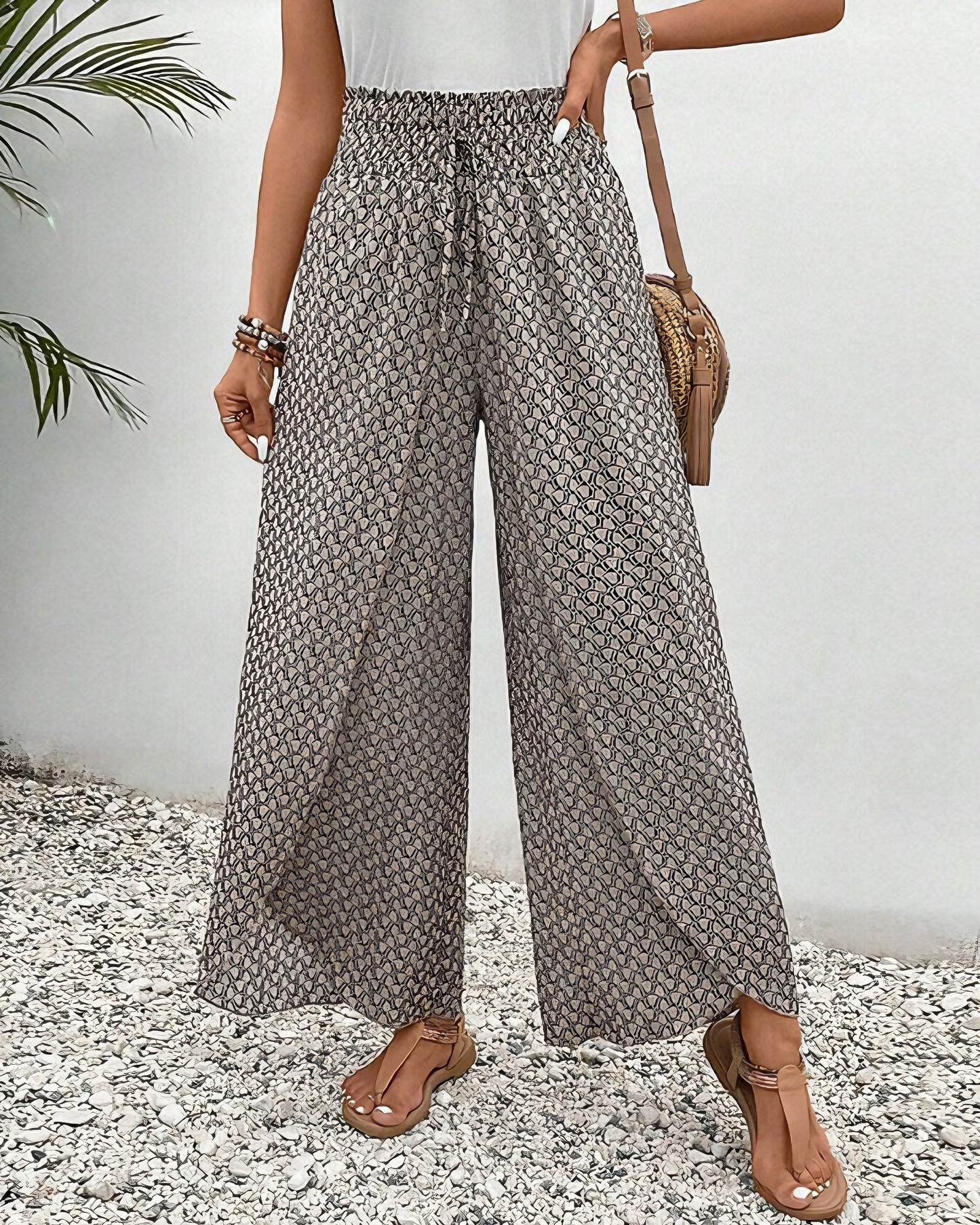Women's Relaxed Wide Leg Trousers