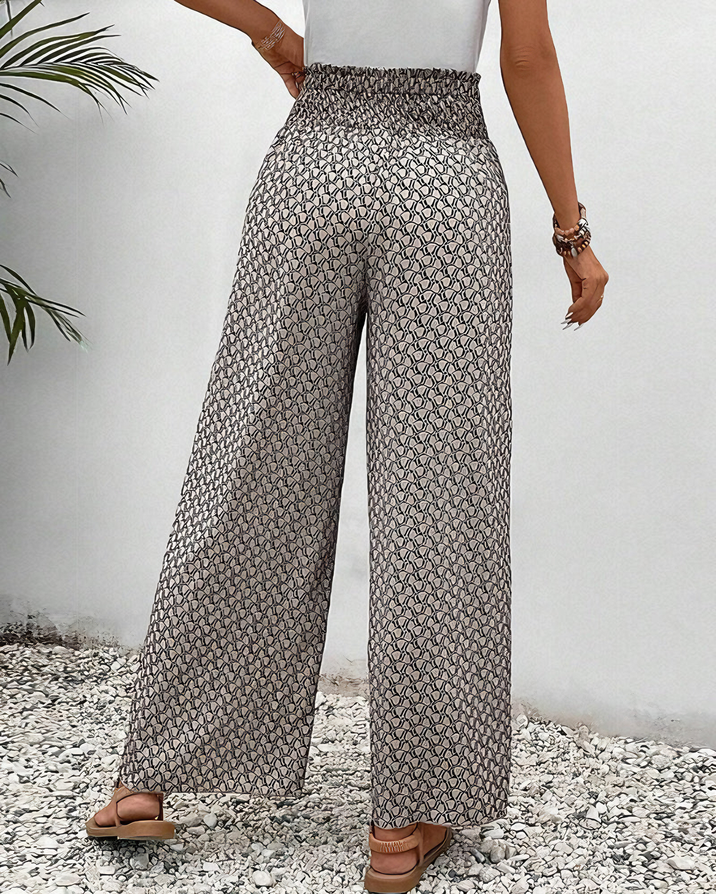 Women's Relaxed Wide Leg Trousers