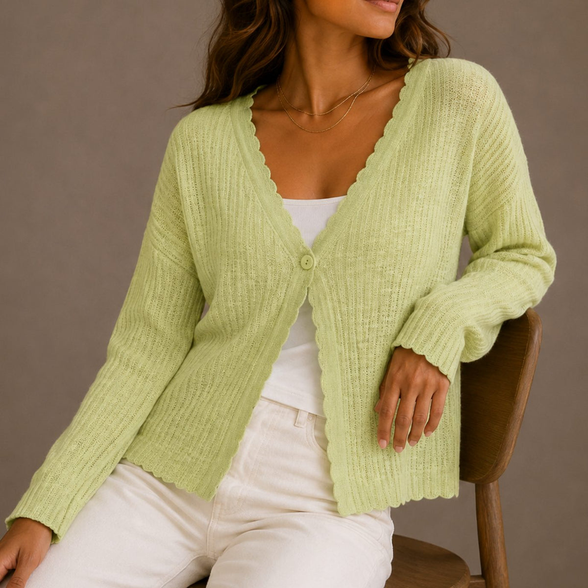 Women's Scallop Trim V Neck Button Front Knitted Cardigan