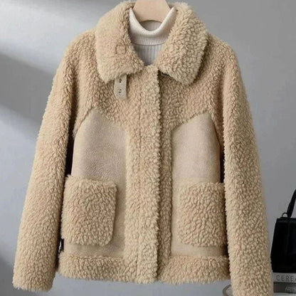Women's Shearling Fleece Winter Coat Structured Collar Patch Pocket Jacket