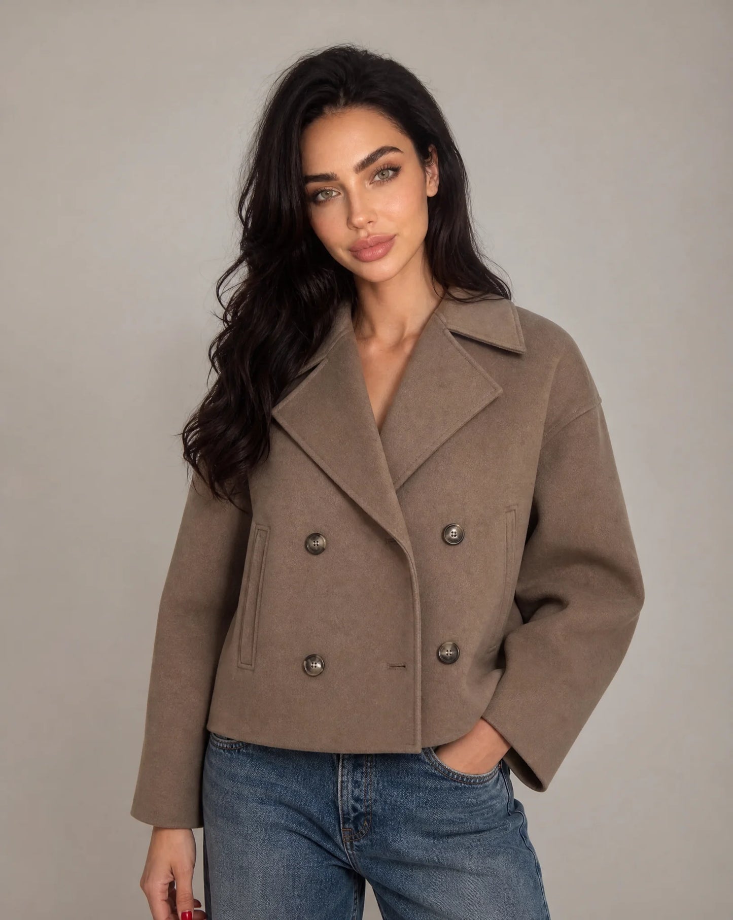 Brown structured cropped blazer with tailored silhouette and sophisticated everyday look by ILYNORA