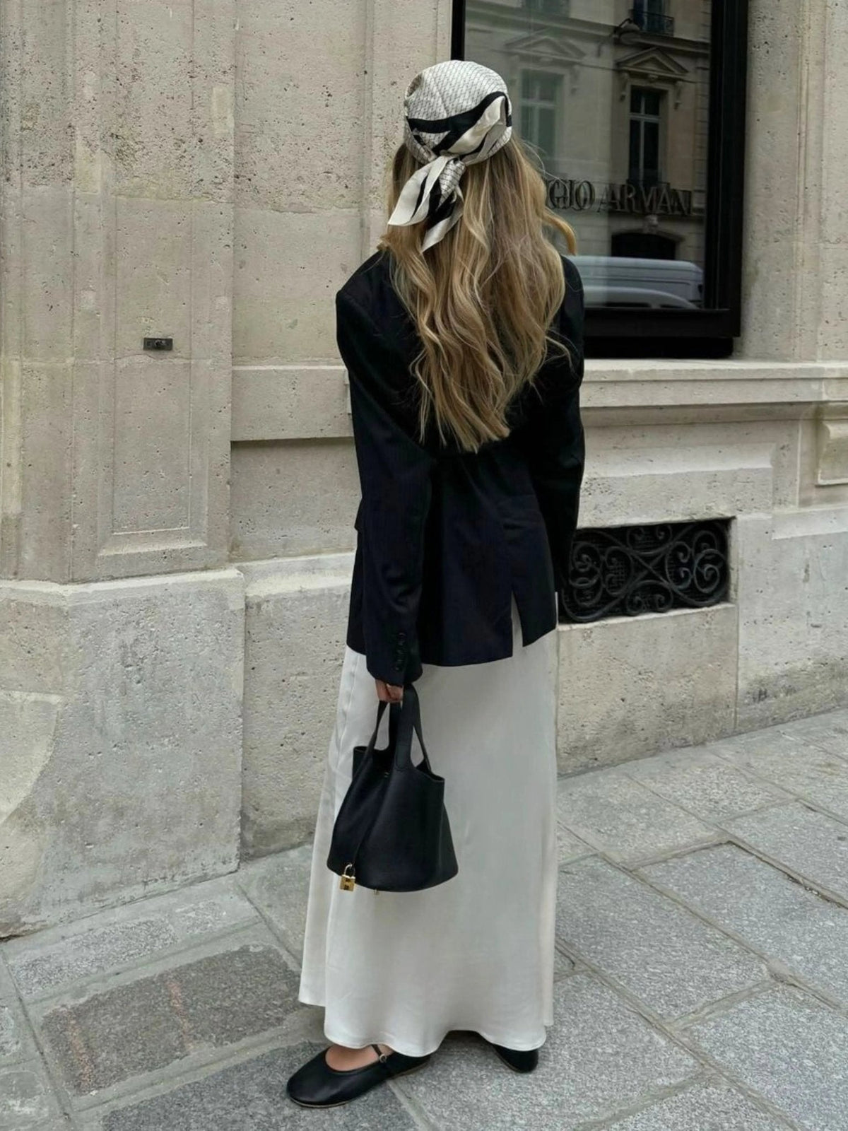 Women's Taupe Leather Bucket Bag