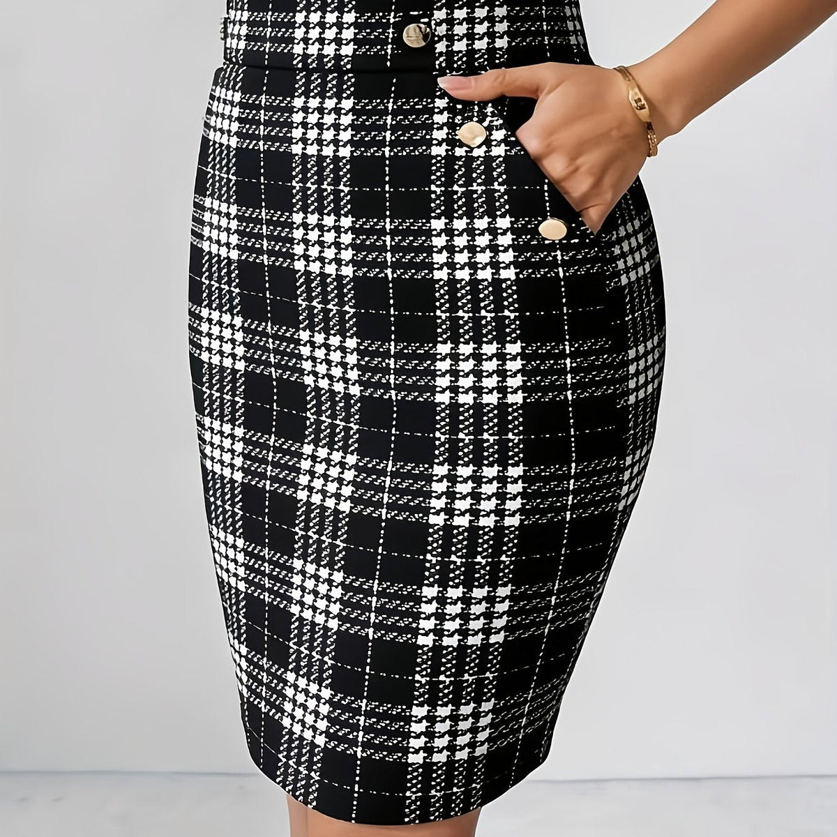 Women's Tweed Check Mini Skirt with Gold Buttons and Pockets