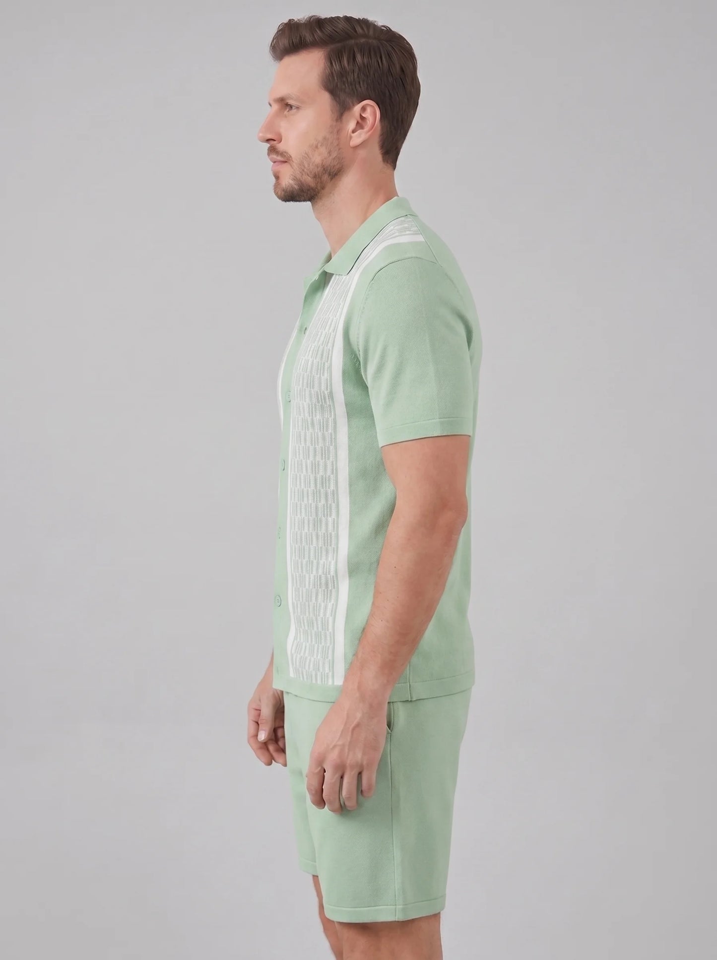 ILYNORA light green short sleeve shirt and shorts set side view