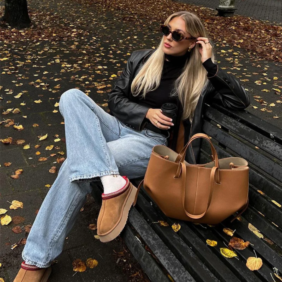 Women's Spacious Leather Handbag