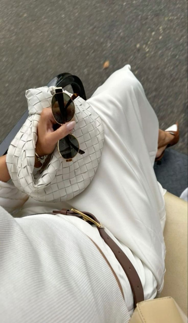 Women's Woven Knot Handle Mini Bag